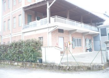 028.JPG - Commercial Premises via circonvallazione 33, Medesano - photo 1