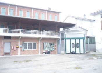 025.JPG - Commercial Premises via circonvallazione 33, Medesano - photo 3