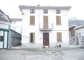 004.JPG - Commercial Premises via circonvallazione 33, Medesano - photo 16