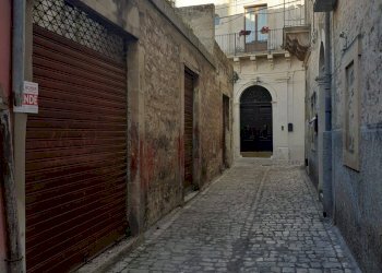 Box VIA DUCA DEGLI ABRUZZI, Scicli - foto 3