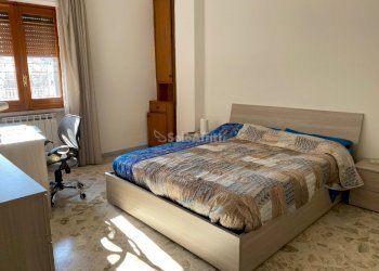 IMG_0437.jpg - Via Pasquale Amato, Caserta - photo 1