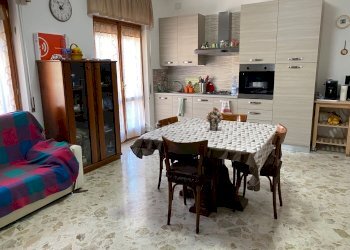 IMG_0443.jpg - Via Pasquale Amato, Caserta - photo 6