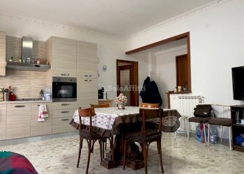 IMG_0444.jpg - Via Pasquale Amato, Caserta - photo 7