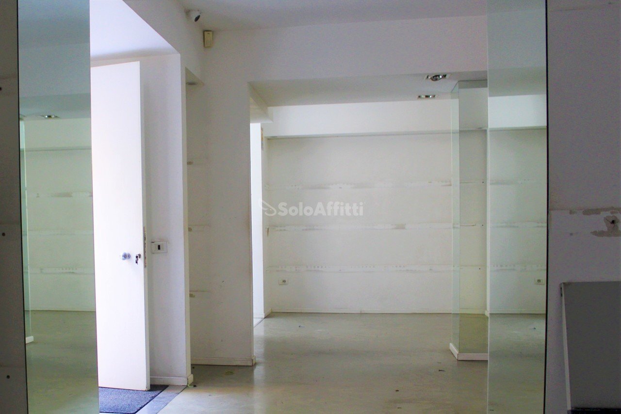 IMG_5084.JPG - Locale Commerciale Sciacca - foto 3