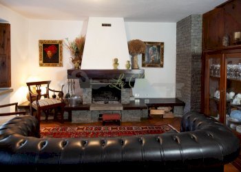 VENDITA MORGEX - SOGGIORNO - Quadrilocale Frazione Biolley 69, Morgex - foto 1