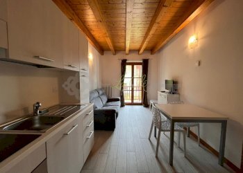 VENDITA PRE-SAINT-DIDIER: zona giorno con cucina - Two-room apartment Viale Allée de la Gare snc, Prè-Saint-Didier - photo 2