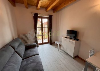 VENDITA PRE-SAINT-DIDIER: zona giorno con cucina - Two-room apartment Viale Allée de la Gare snc, Prè-Saint-Didier - photo 3