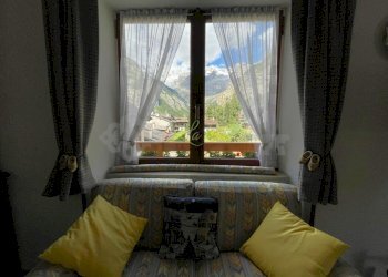 AFFITTO COURMAYEUR - SOGGIORNO E ZONA PRANZO - Quadrilocale Strada Plan Gorret, Courmayeur - foto 4