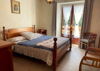 AFFITTO COURMAYEUR - CAMERA MATRIMONIALE 2 - Quadrilocale Strada Plan Gorret, Courmayeur - foto 15