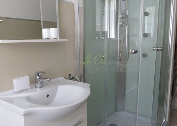 SECONDO BAGNO CON DOCCIA IDRO E LAVATRICE - Appartamento Strada Plan Gorret, Courmayeur - foto 15