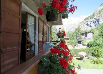 BALCONE SOGGIORNO, CON VISTA - Appartamento Strada Plan Gorret, Courmayeur - foto 17