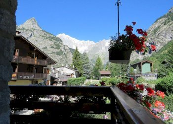 BALCONE E VISTA - Appartamento Strada Plan Gorret, Courmayeur - foto 18