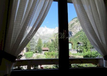 VISTA SOGGIORNO - Appartamento Strada Plan Gorret, Courmayeur - foto 24