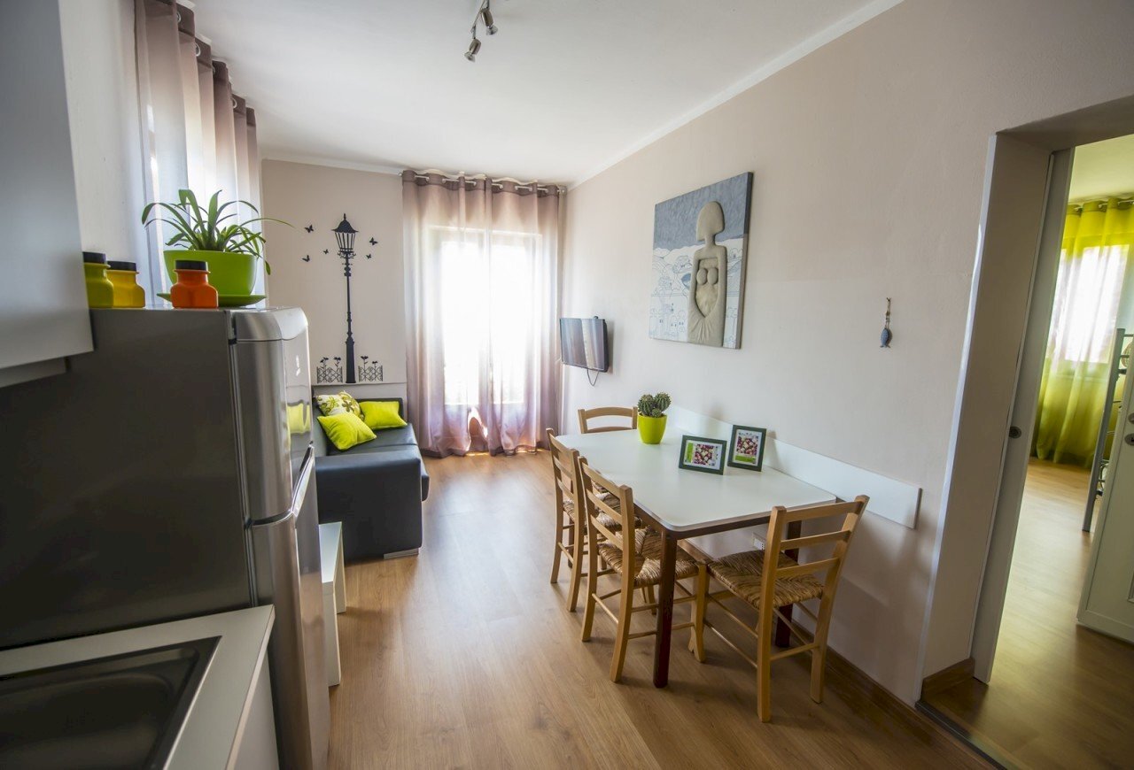 oldoini-4 [1600x1200].jpg - Appartamento Beverino - foto 1