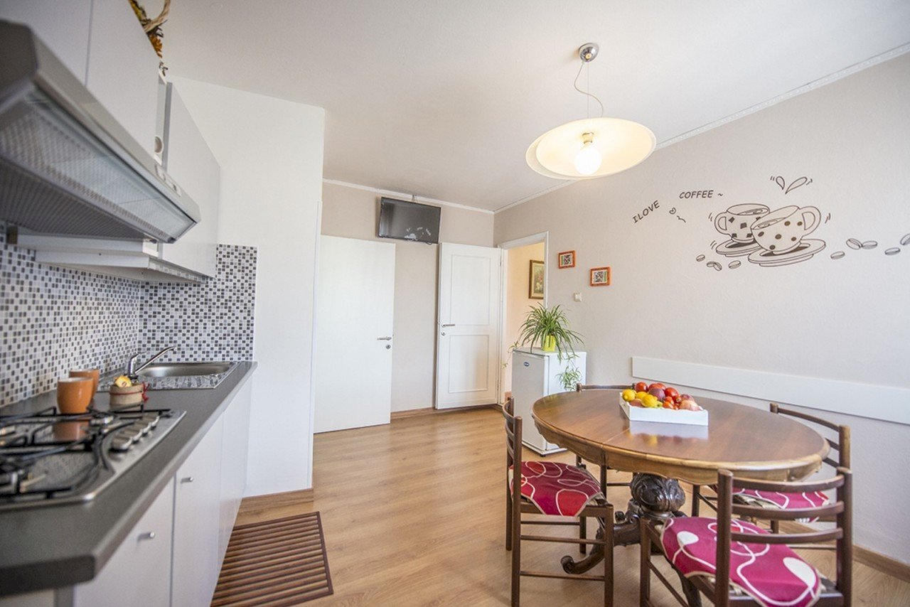 oldoini-38 ok [1600x1200].jpg - Appartamento Beverino - foto 2