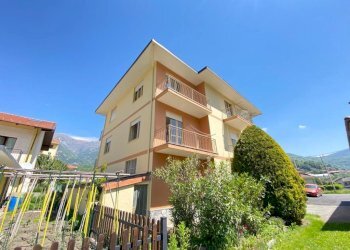 FACCIATA  - Independent house via Vittorio Combe, 5, Pomaretto - photo 1