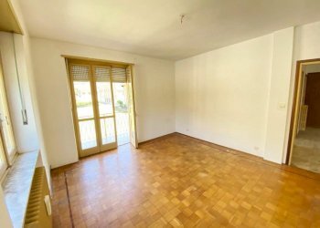 CAMERA 2 - Independent house via Vittorio Combe, 5, Pomaretto - photo 19