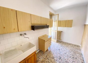 CUCINA - Independent house via Vittorio Combe, 5, Pomaretto - photo 8