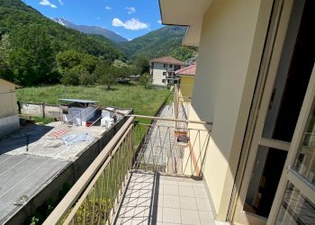 BALCONE SOGGIORNO - Independent house via Vittorio Combe, 5, Pomaretto - photo 34