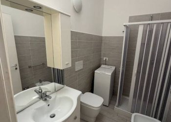 Bagno - Bilocale via Taggia, 63, Torino (zona Lingotto) - foto 24