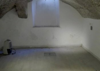 IMG_20200221_111937.jpg - Locale Commerciale Sarzana - foto 6