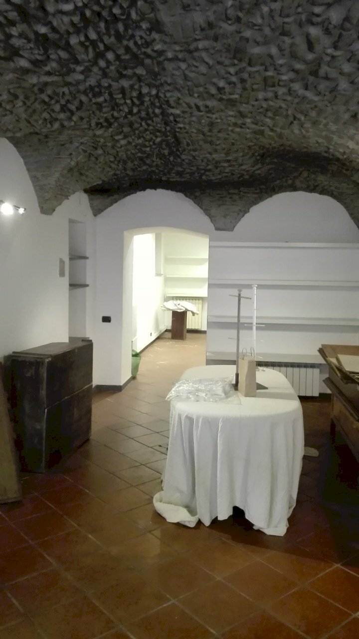 IMG_20200221_111900.jpg - Commercial Premises Sarzana - photo 3