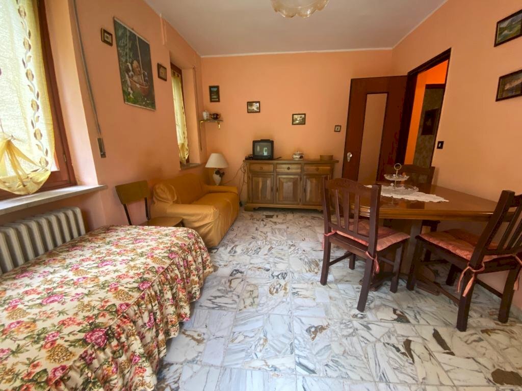 Trilocale Via Vittorio Veneto, 53, Frassino - foto 2