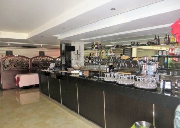 IMG_3217.JPG - Locale Commerciale via della croce rossa, Padova - foto 9