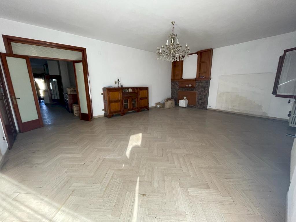 d9ef3042-a43d-4a86-a45e-06579102313b.jpg - Appartamento Montignoso - foto 3