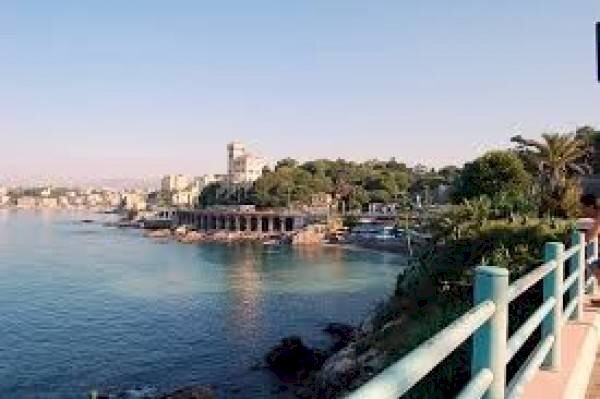 FOTO1 - Villa Genova (zona Quarto) - foto 2