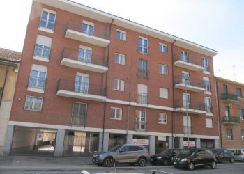 Facciata - Two-room apartment strada Stupinigi, 31, Moncalieri - photo 13