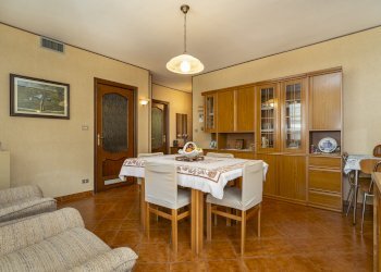 Trilocale Via Bernardo Matteodo, Snc, Frassino - foto 2