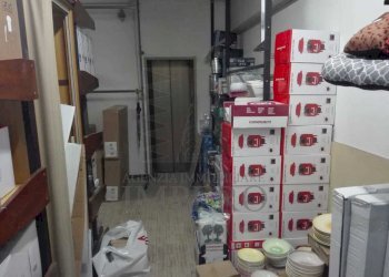 ingresso cantina da scala condominio - Box Ventimiglia - foto 5