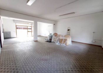 IMG_20211106_120525.jpg - Locale Commerciale via Bonacini 284, Modena - foto 5