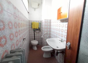 IMG_20211106_120628.jpg - Locale Commerciale via Bonacini 284, Modena - foto 9