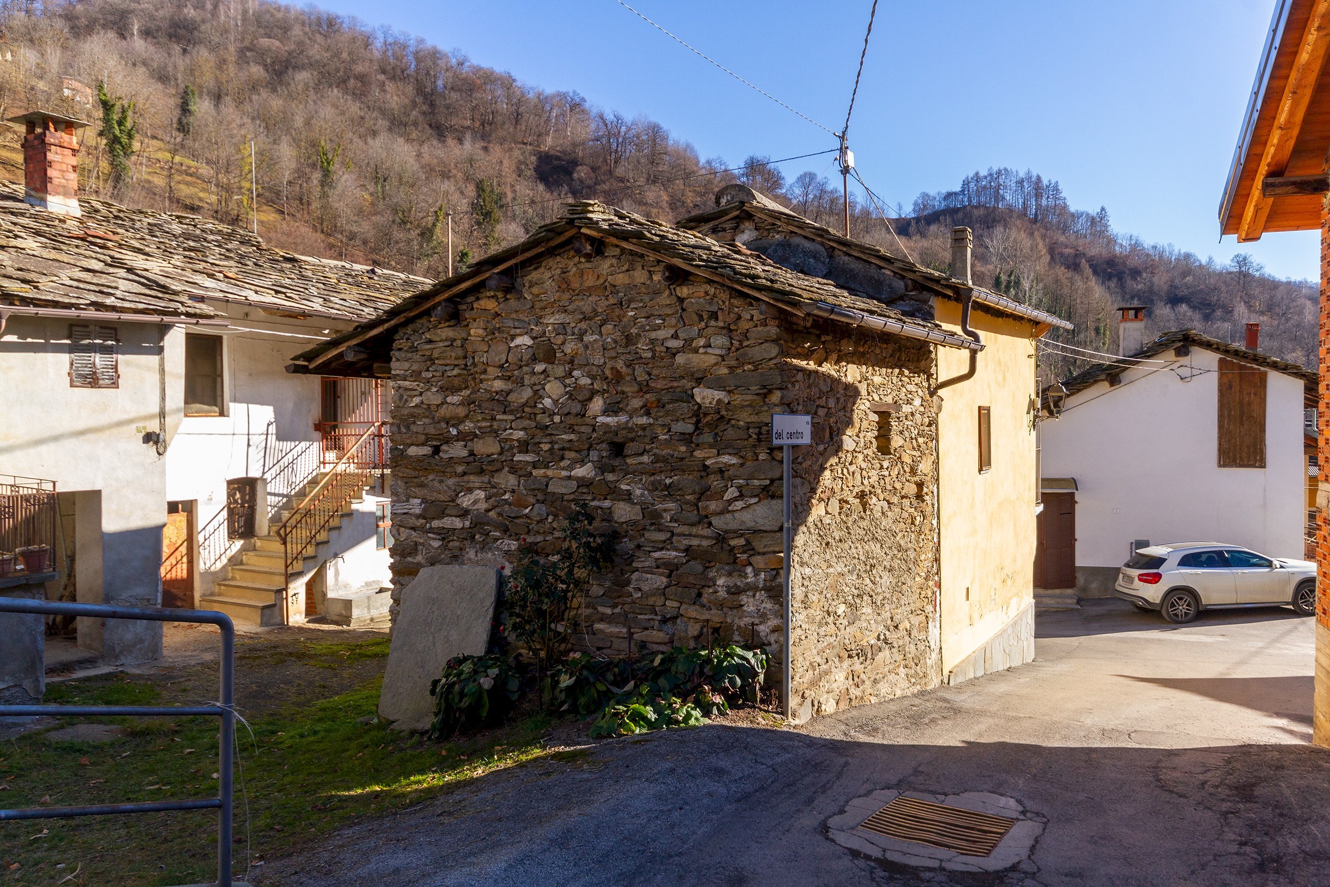Semi-detached house Via Del Centro, 11, Isasca - photo 3