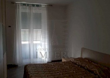 camera da letto - Appartamento Via Cavour 65/B, Ventimiglia - foto 13