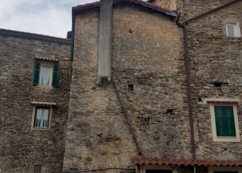 Quadrilocale Via Molinari 16, Dolceacqua - foto 7