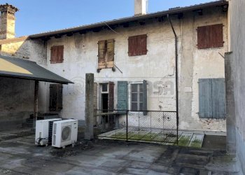 FACCIATA RETRO - Appartamento Borgo Cividale 26, Palmanova - foto 9