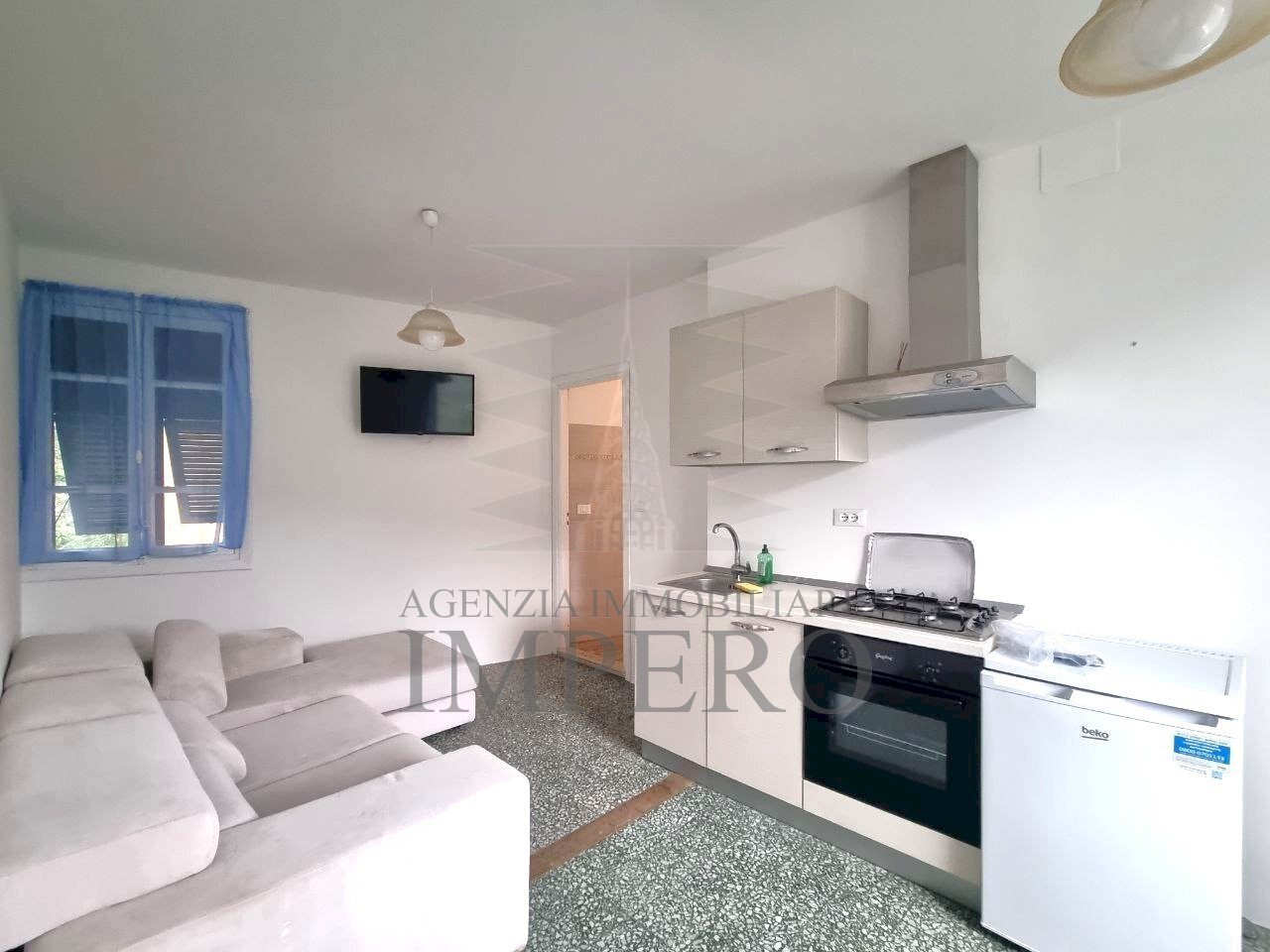 cucina - Trilocale Via Martiri di Gordole, Castel Vittorio - foto 1