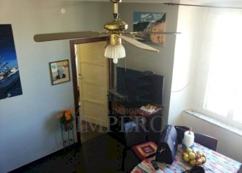 IMG-20140515-WA0003 (FILEminimizer).jpg - Quadrilocale Via Battistero 1, Ventimiglia - foto 2