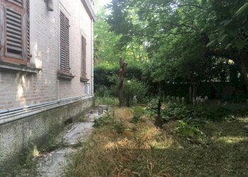 Esterno - Casa indipendente Viale della Vittoria 34B, Jesi - foto 2