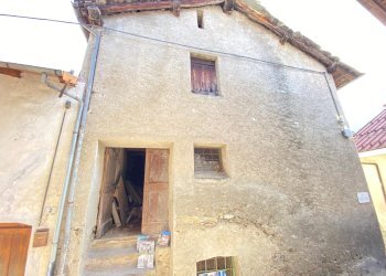 INGRESSO LATERALE LOC. DEPOSITO P.1° - Rustico Frazione Mentoulles, 25, Fenestrelle - foto 21