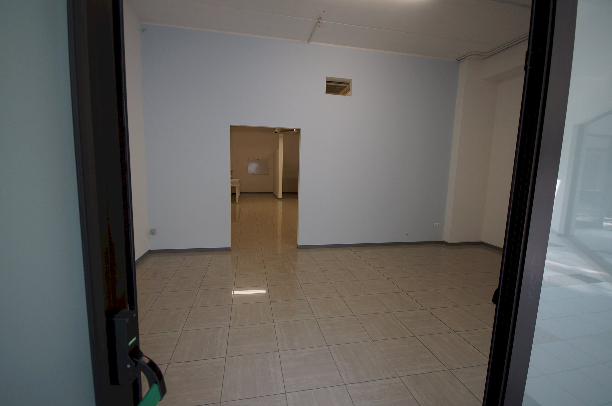 Commercial Premises Via Pasubio, San Benedetto del Tronto - photo 3