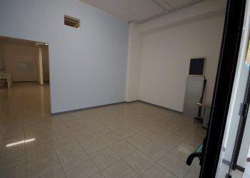 Commercial Premises Via Pasubio, San Benedetto del Tronto - photo 2