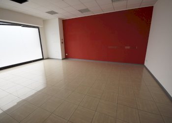 Commercial Premises Via Pasubio, San Benedetto del Tronto - photo 4