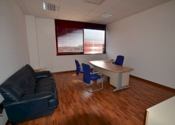 Commercial Premises Via Pomezia, San Benedetto del Tronto - photo 2