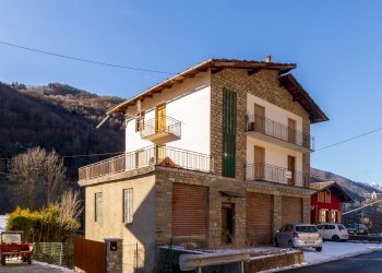 Casa indipendente Località Casale San Bernardo, 3, Frassino - foto 2