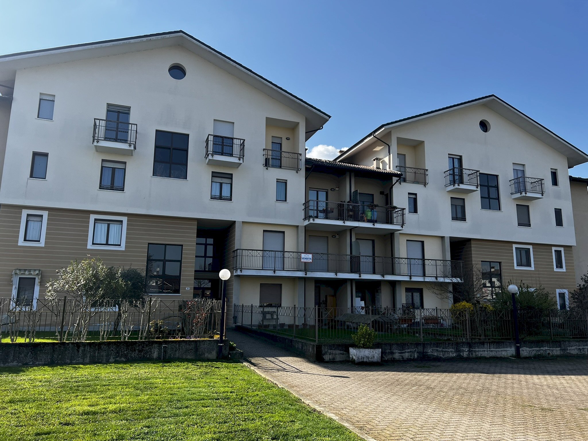 Three-room apartment Via Antonio Giordana, 16, Saluzzo - photo 1