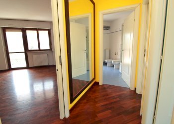 Three-room apartment Via Antonio Giordana, 16, Saluzzo - photo 16